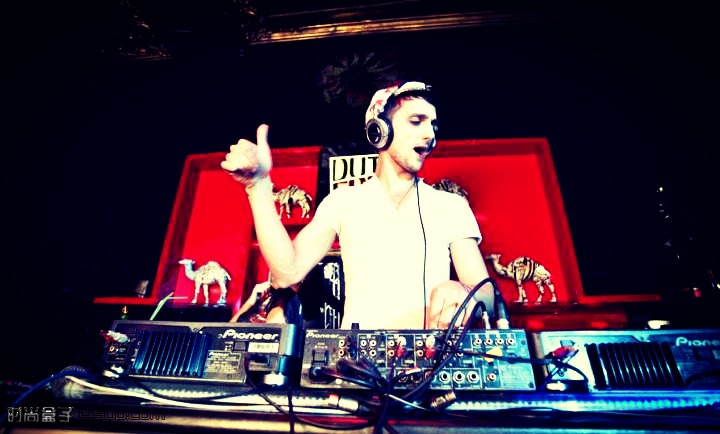 DJ ·µС[·ֵ]2012ҹرͼƬ 103109